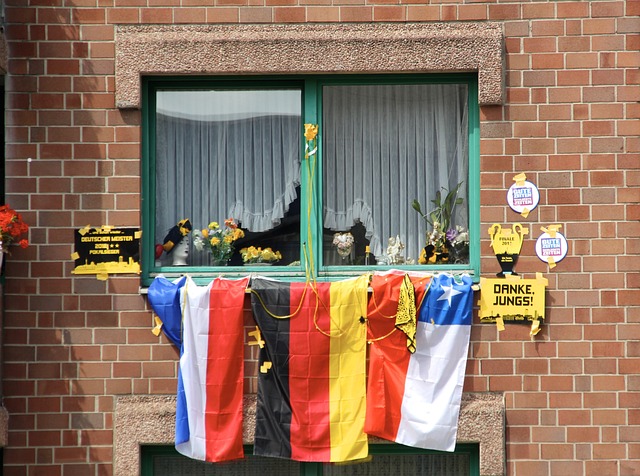 则在与东南 则在与东南